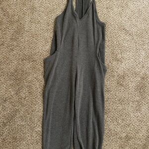 Wild Fable Gray Sleeveless Jumpsuit